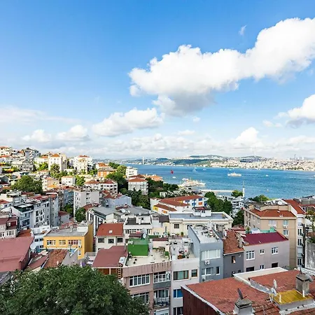 Fascinating And Central Apartment With Breathtaking Bosphorus View In Sisli Apartment *