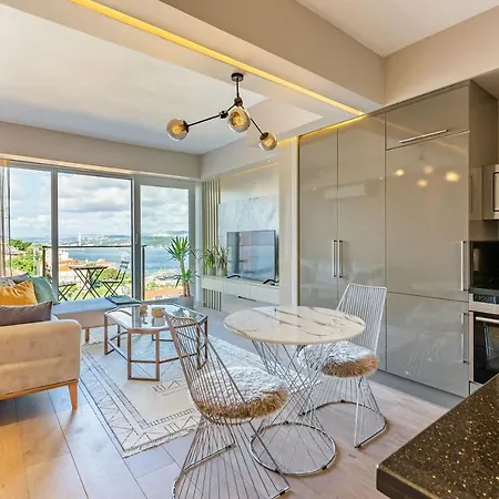Fascinating And Central Apartment With Breathtaking Bosphorus View In Sisli * Istanbul