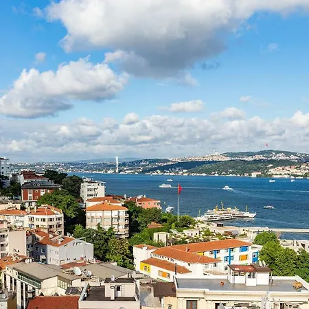 Fascinating And Central Apartment With Breathtaking Bosphorus View In Sisli *